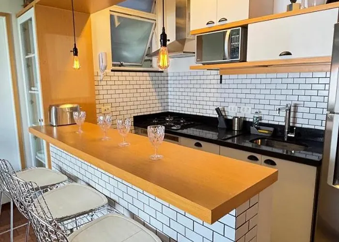 Lindo Apartamento No Leblon C.D 96/702