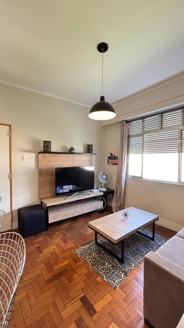 Lindo No Leblon C.d 96/702 Apartamento